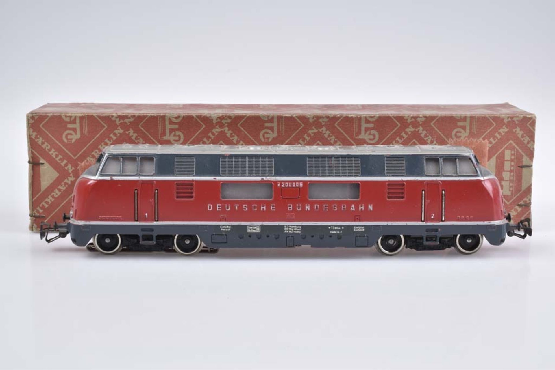 MÄRKLIN Diesellok 3021, H0