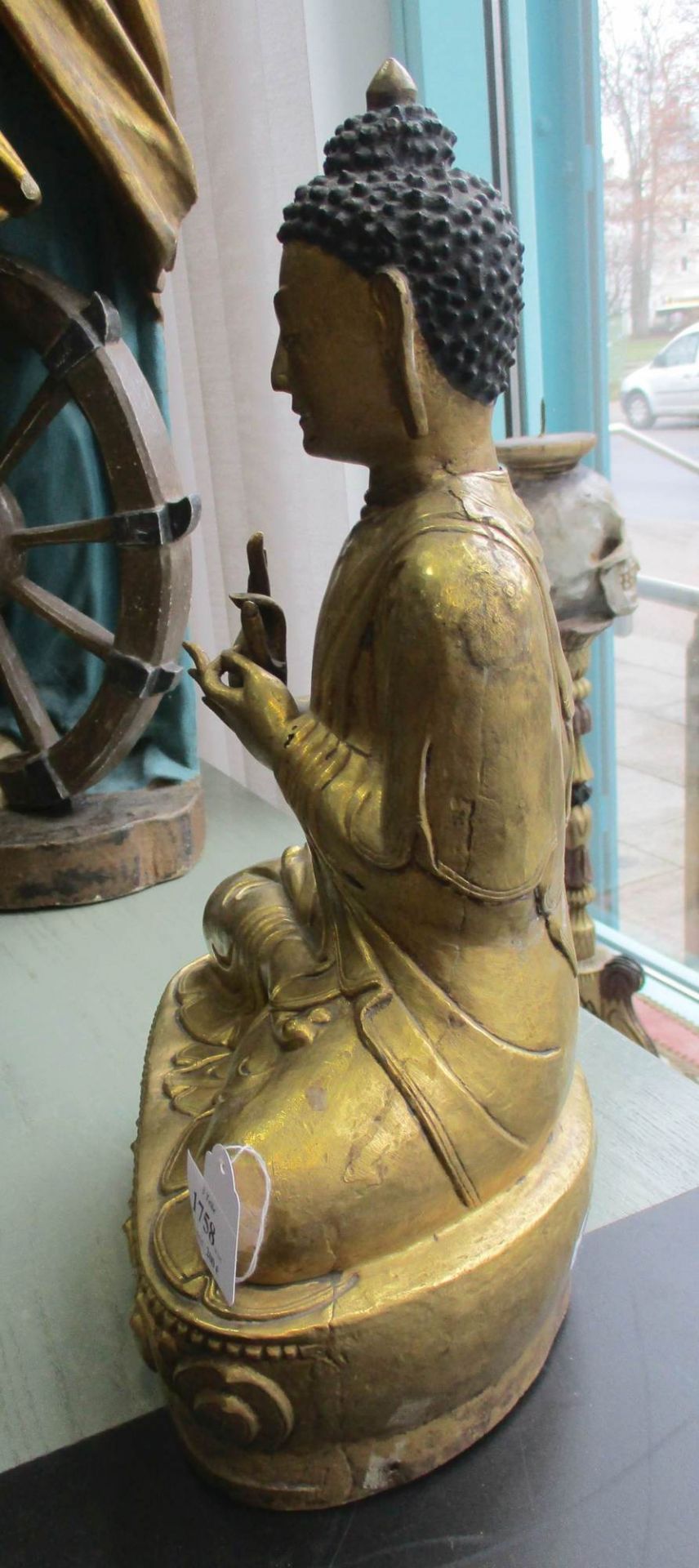 Sitzender Buddha mit Radandrehungsgeste (dharmacakramudra) - Bild 7 aus 10