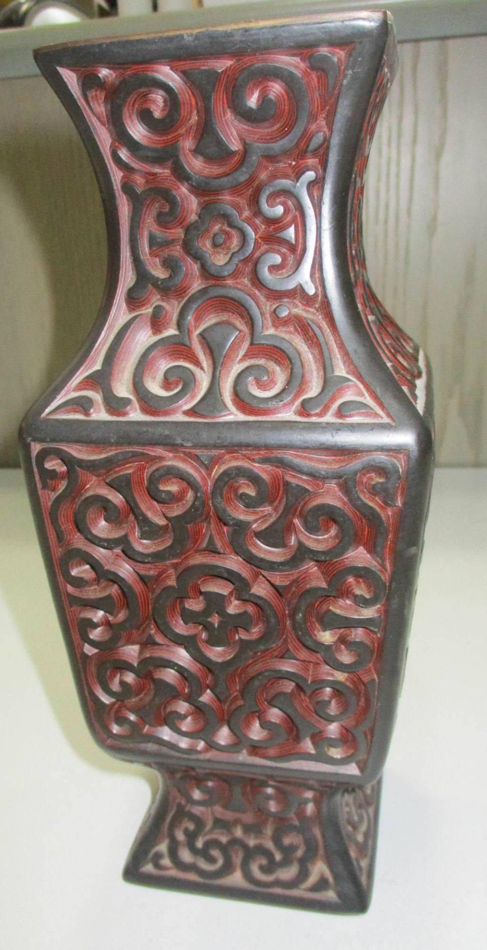 Vase - Image 5 of 7