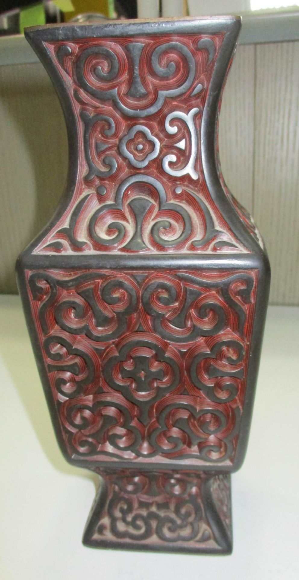 Vase - Image 4 of 7