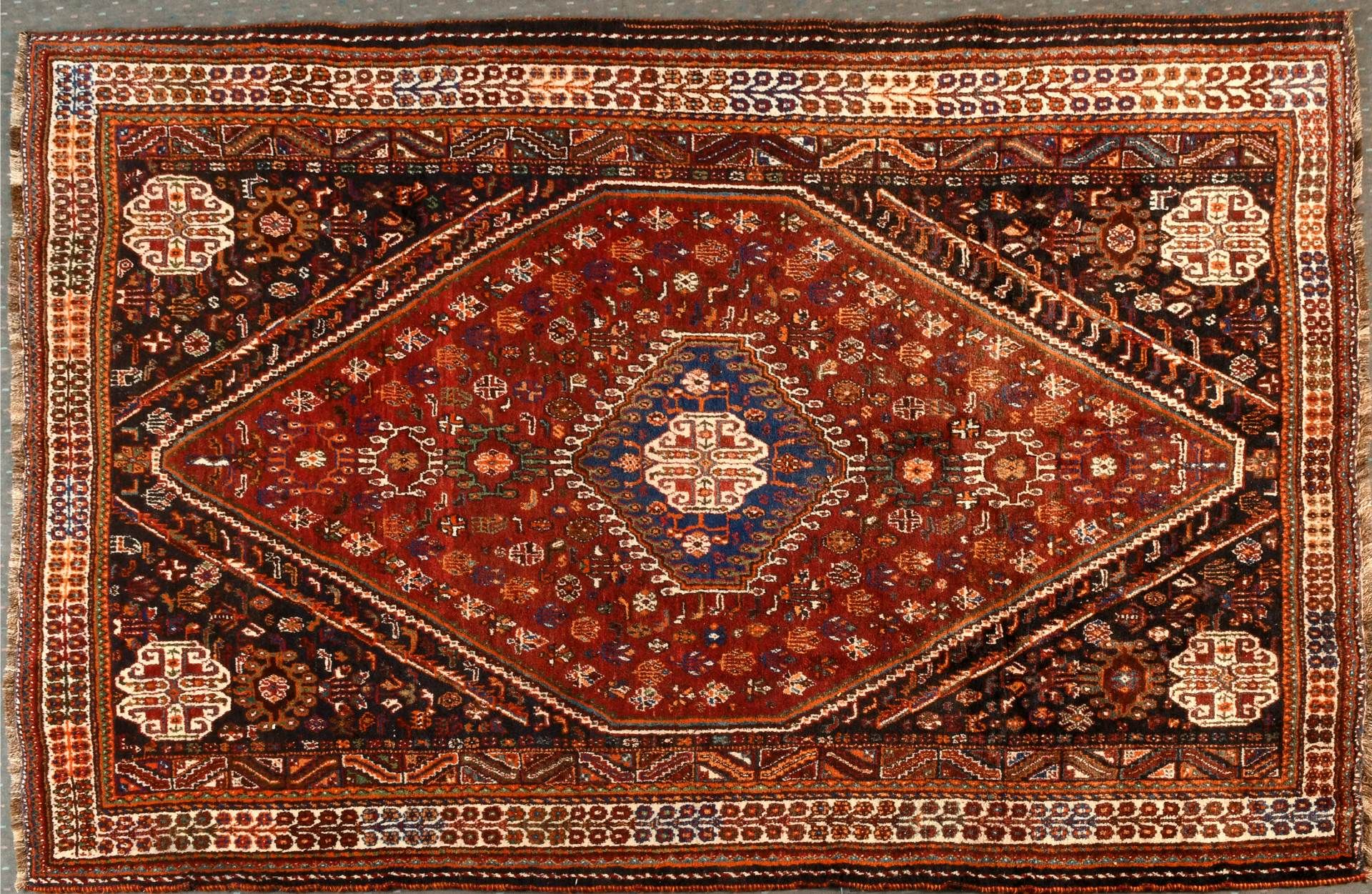 Ghaschgai, Persien, 178 x 225 cm