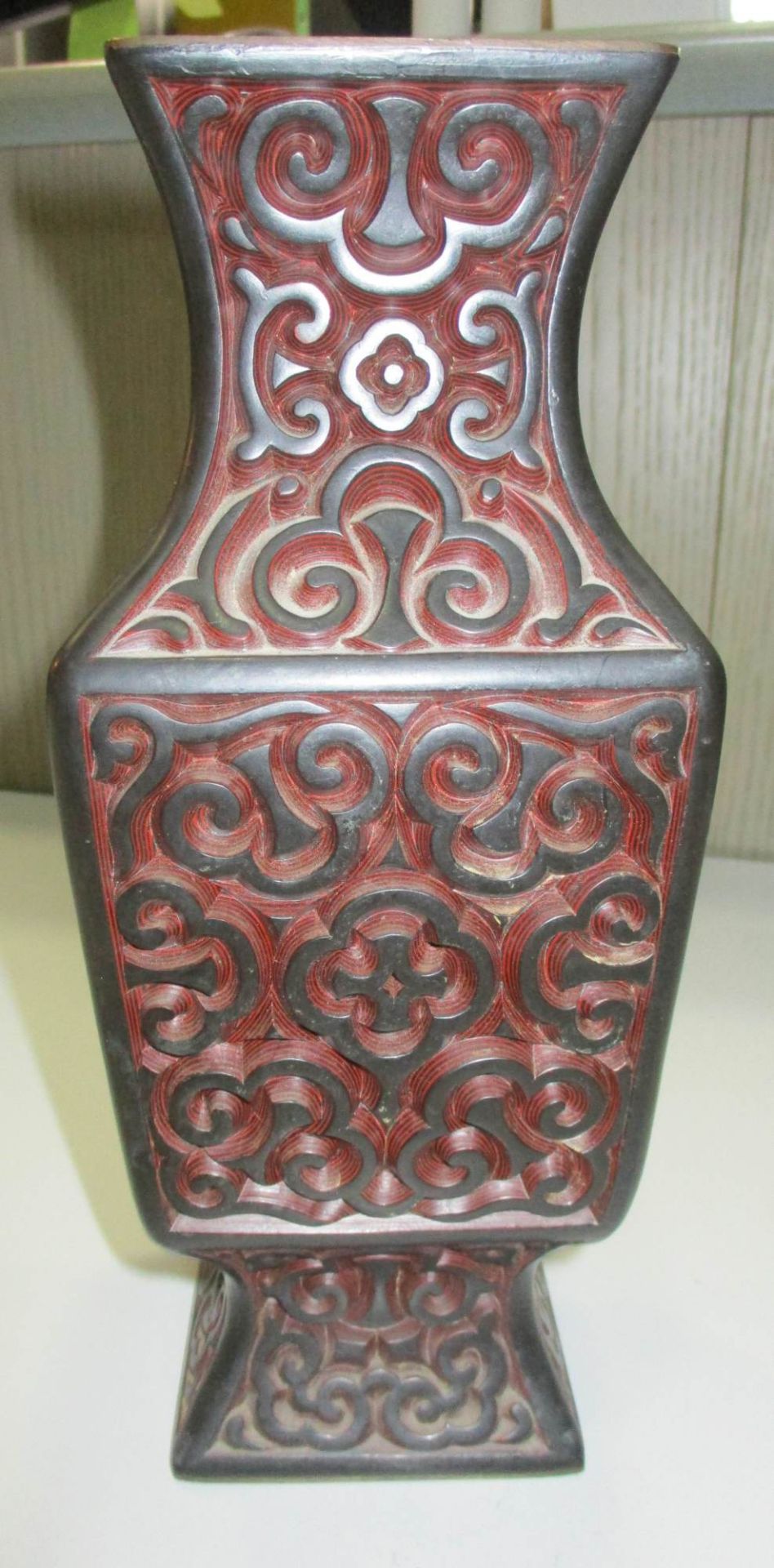 Vase - Image 2 of 7