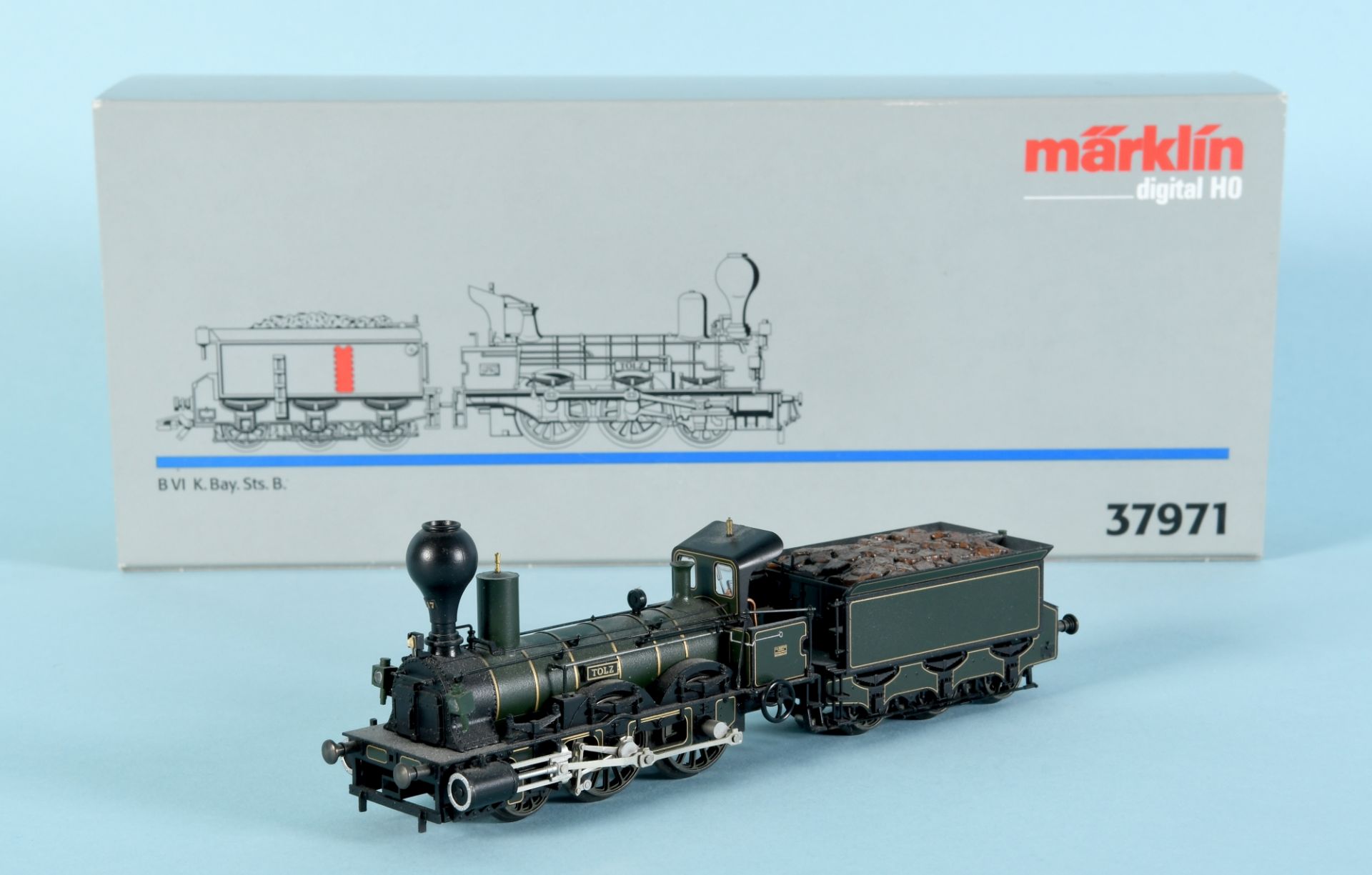 Märklin - Digitale Dampflok mit Tender, Nr. 37971