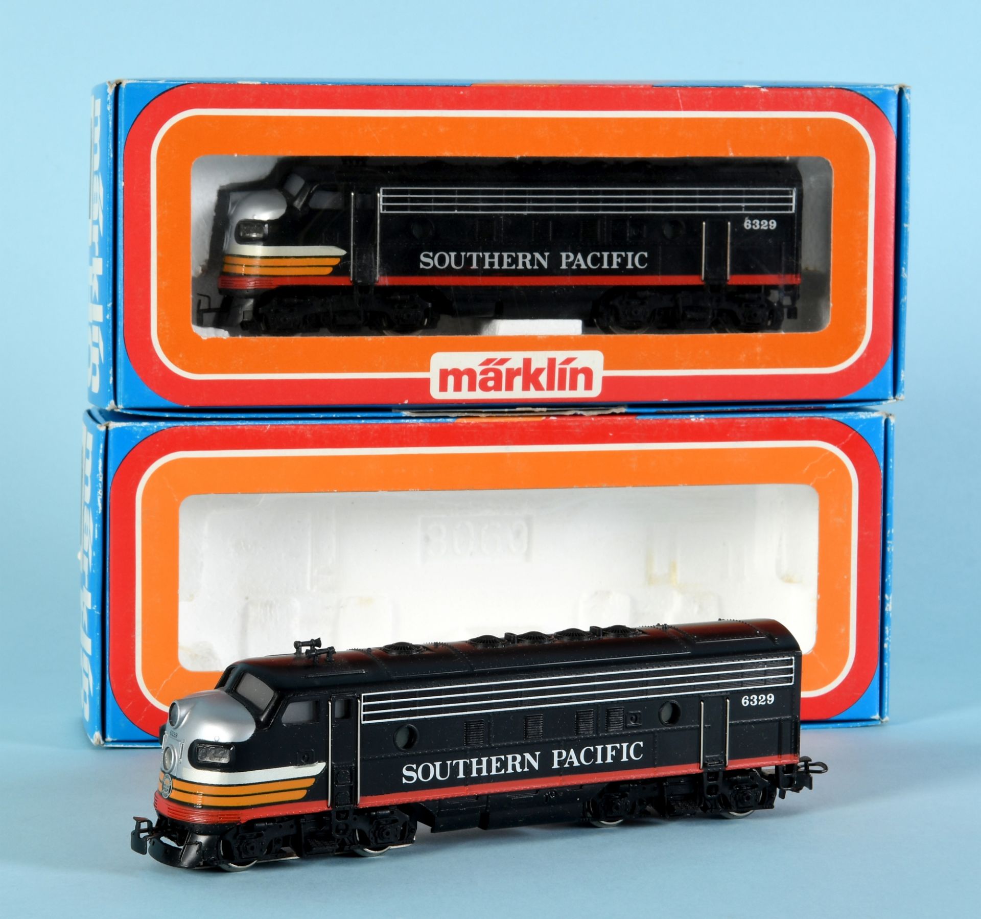 Märklin - Dieselloks, 2 Stück "Southern Pacific", Nr. 3129/4129