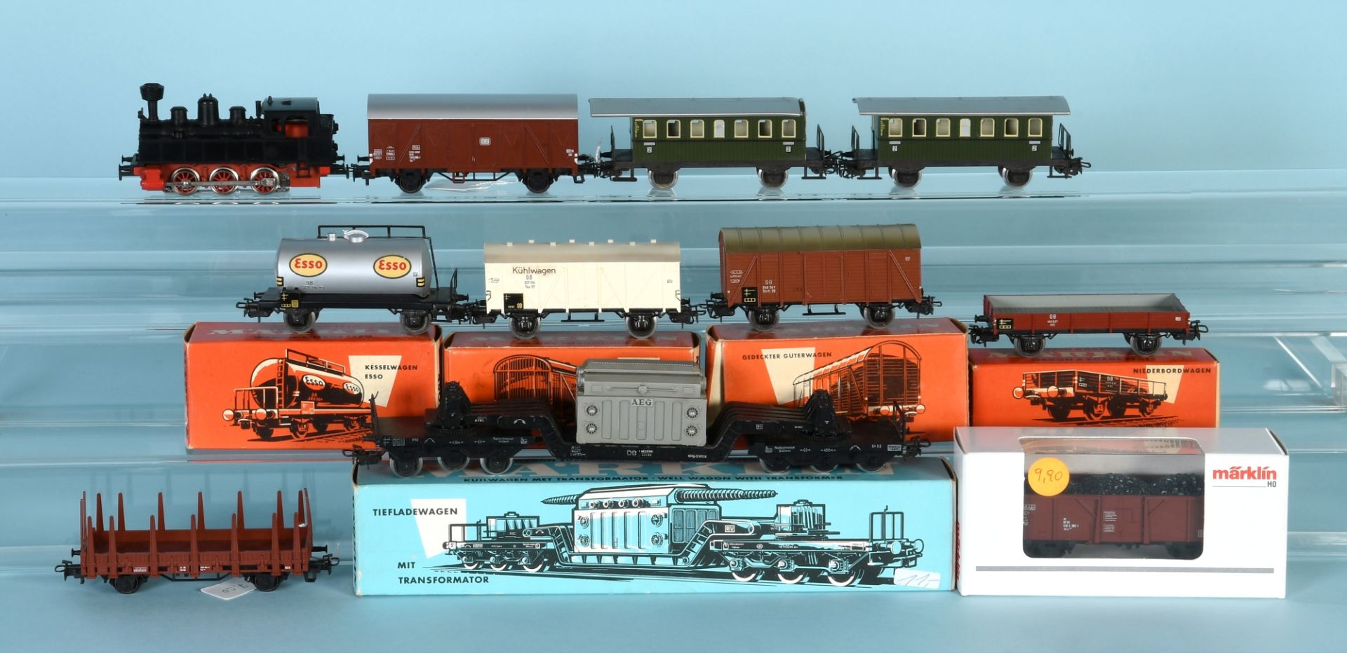 Märklin - Wagen, 10 Stück und 1 Tenderlok