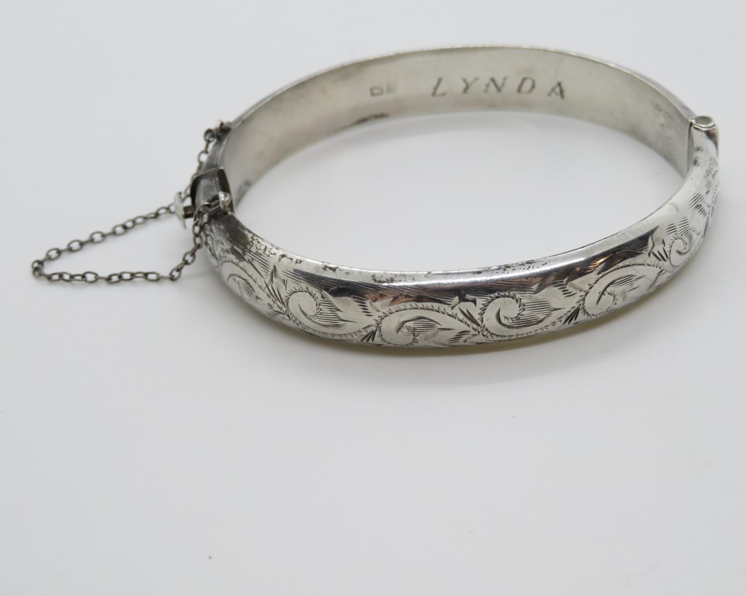 Silver bangle 15.1g