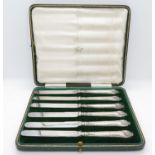 Set of 6x silver handled knives boxed