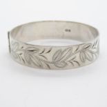 Silver bangle engraved to front HM Birmingham 1972 35.2g