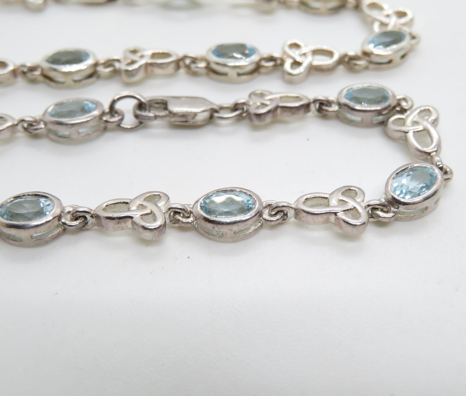 2x Celtic silver bracelet set with oval blue topaz stones matching pair fully HM 7.5" 20g - Image 2 of 4