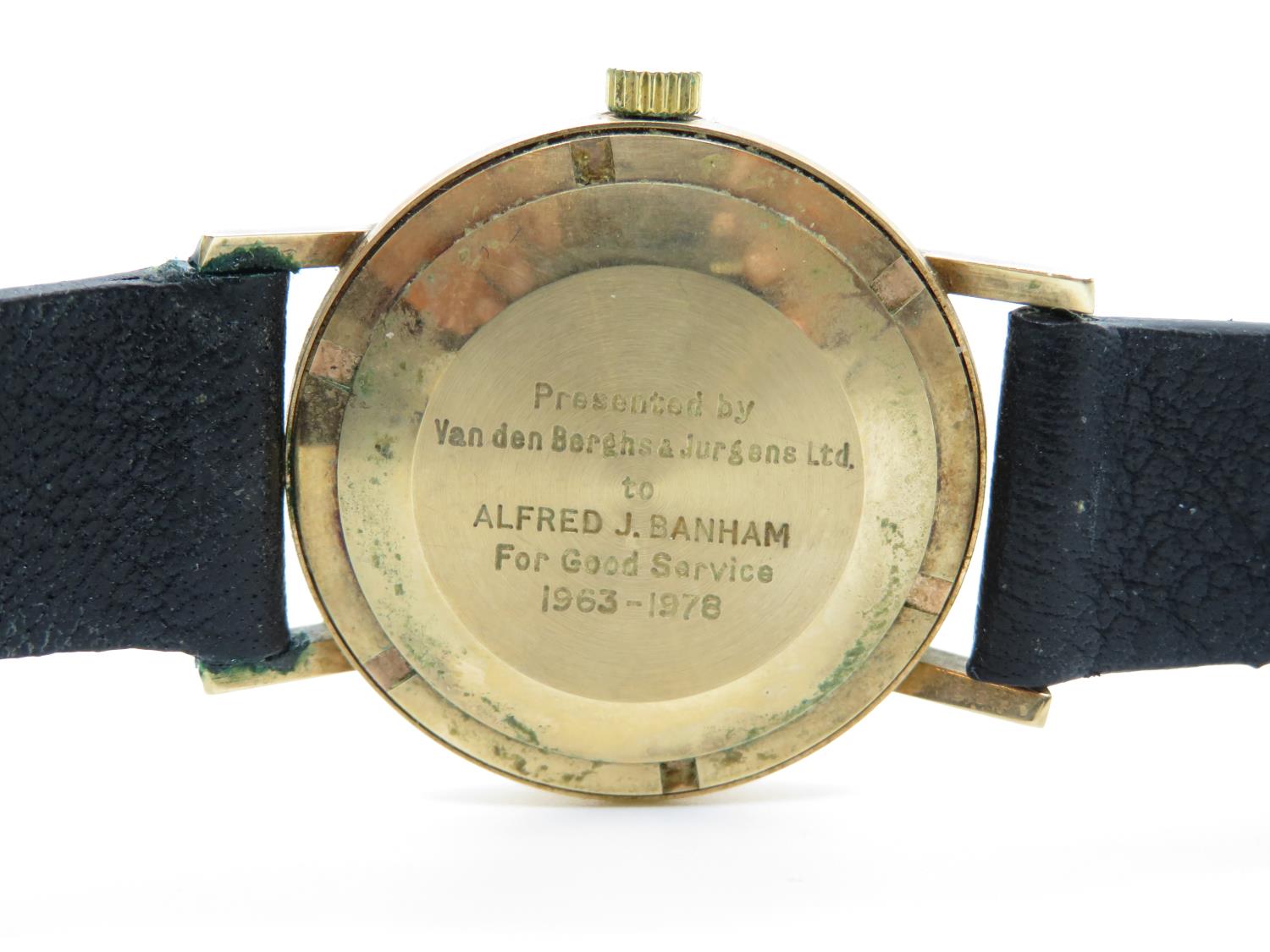 Garrard and Co. Ltd. 9ct gold heavy gauge watch engraved to back plate - fully working - in original - Image 3 of 3