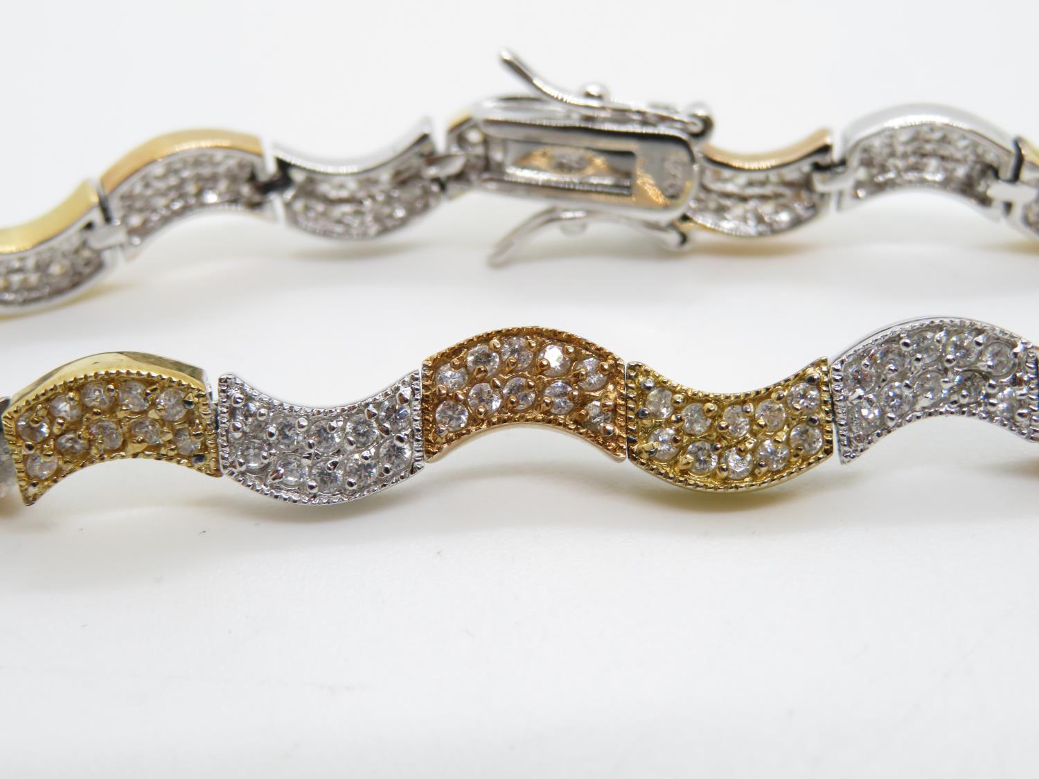 Silver wave bracelet set with CZ stones and alternate gold plated links 7.25" 14.5g - Image 2 of 3