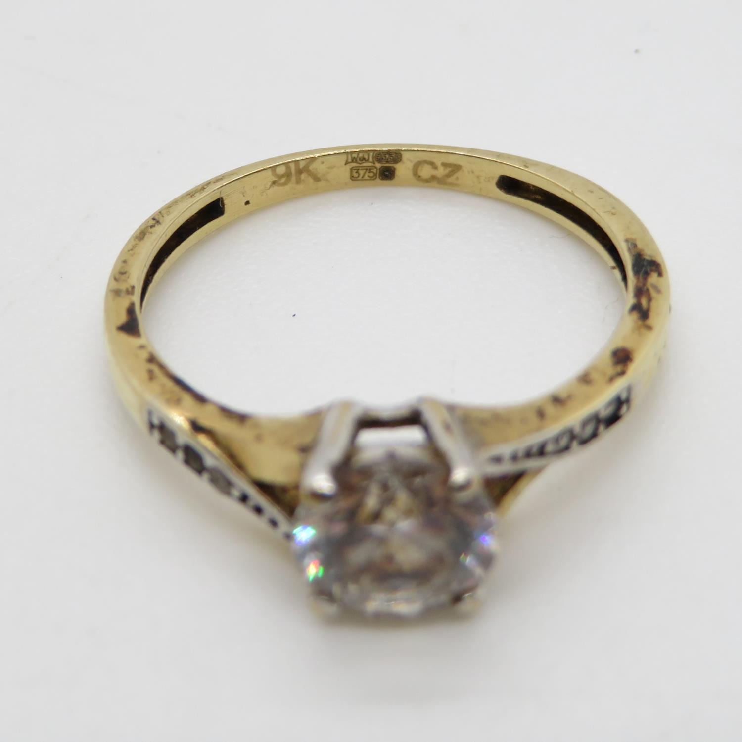 1.5g 9ct gold and CZ ring size J - Bild 3 aus 3