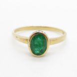 9ct gold and emerald ring 2.1g size U