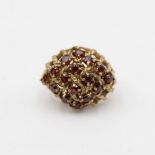 9ct modernist garnet cluster bomb ring 6.3g size L