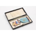 Vintage Hallmarked .925 STERLING SILVER & Enamel Masonic Founder Jewel (31g)