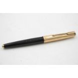 Vintage PARKER 61 Black FOUNTAIN PEN w/ Rolled Gold Cap WRITING