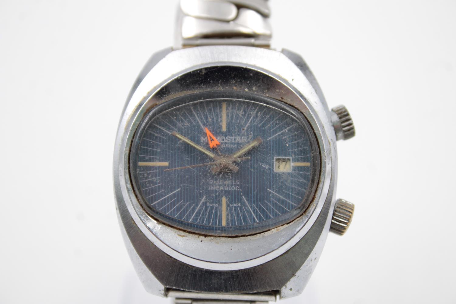 2 x Vintage c.1970's Gents WRISTWATCHES Hand-Wind & Automatic Inc Memostar Alarm - Image 2 of 10