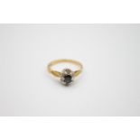 vintage 18ct gold sapphire & diamond halo ring 2g Size I