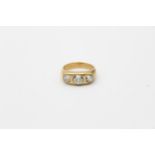 18ct gold gemstone trilogy gypsy ring 10.9g Size R