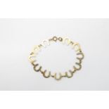 9ct gold horse shoe panel bracelet 4.1g