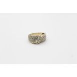 9ct Gold chunky band diamond detail ring 3.9g Size N