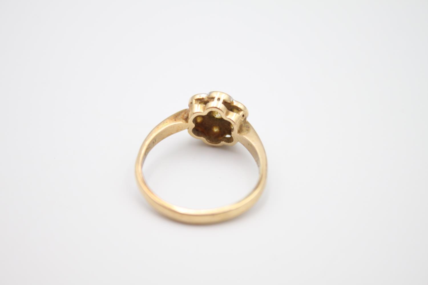 vintage 9ct gold gemstone cluster ring 3.5g Size R - Image 3 of 5