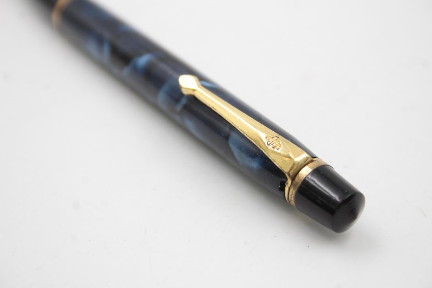 Vintage CONWAY STEWART 15 Blue FOUNTAIN PEN w/ 14ct Gold Nib, Pencil, Box - Image 5 of 11