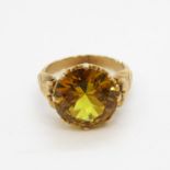 15ct gold ring with large yellow stone 7g total weight size O