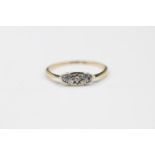 gold antique diamond trilogy ring size N 1.1g