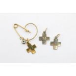 9ct pin with charms by Vounakis 3.5g