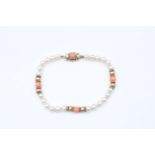 9ct Gold pearl & coral bracelet 8.7g