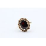 9ct brutalist design garnet detail ring size Q 3.6g