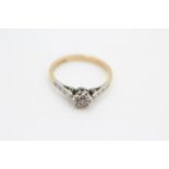 18ct gold vintage diamond ring size L 2.2g