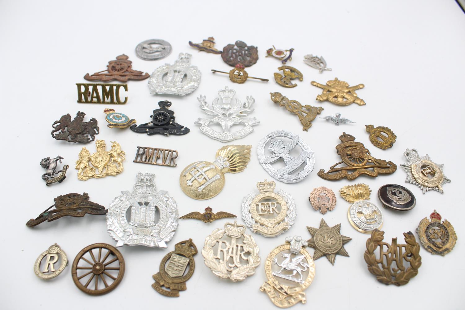 40 x Assorted Vintage MILITARY BADGES Inc Scottish, RAF, Royal Navy Etc