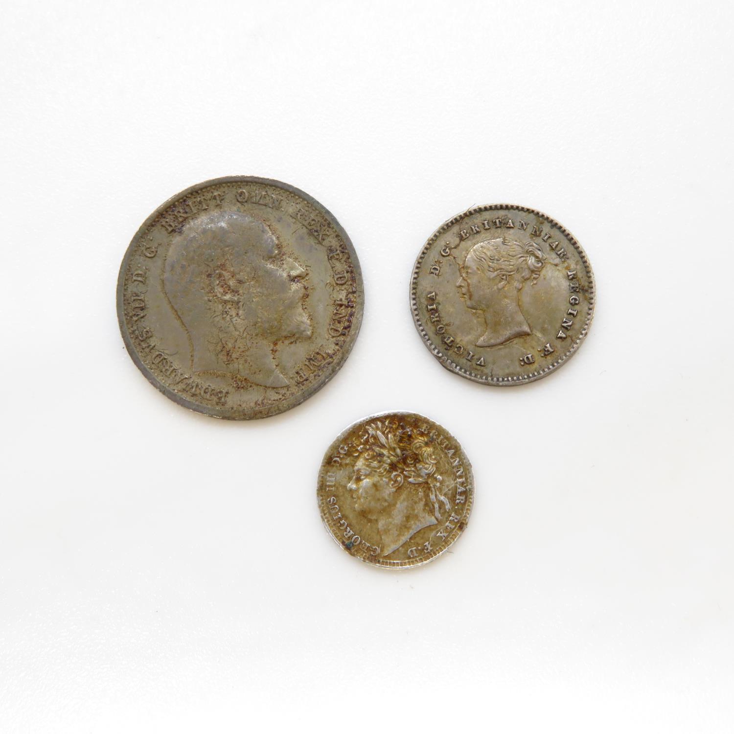 Extremely fine Maundy coins 1827 1903 4d and 1863 2d - Image 2 of 2