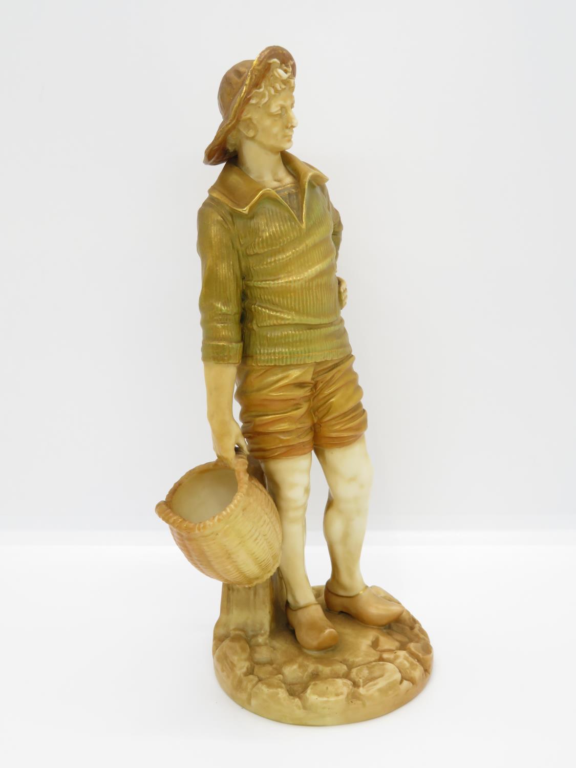 Royal Worcester figurine model 1202 clogged fisherman 8.5" high - Image 2 of 3