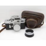 Leica M3 - 704310 with top attachable light meter fully working - near mint condition with leather