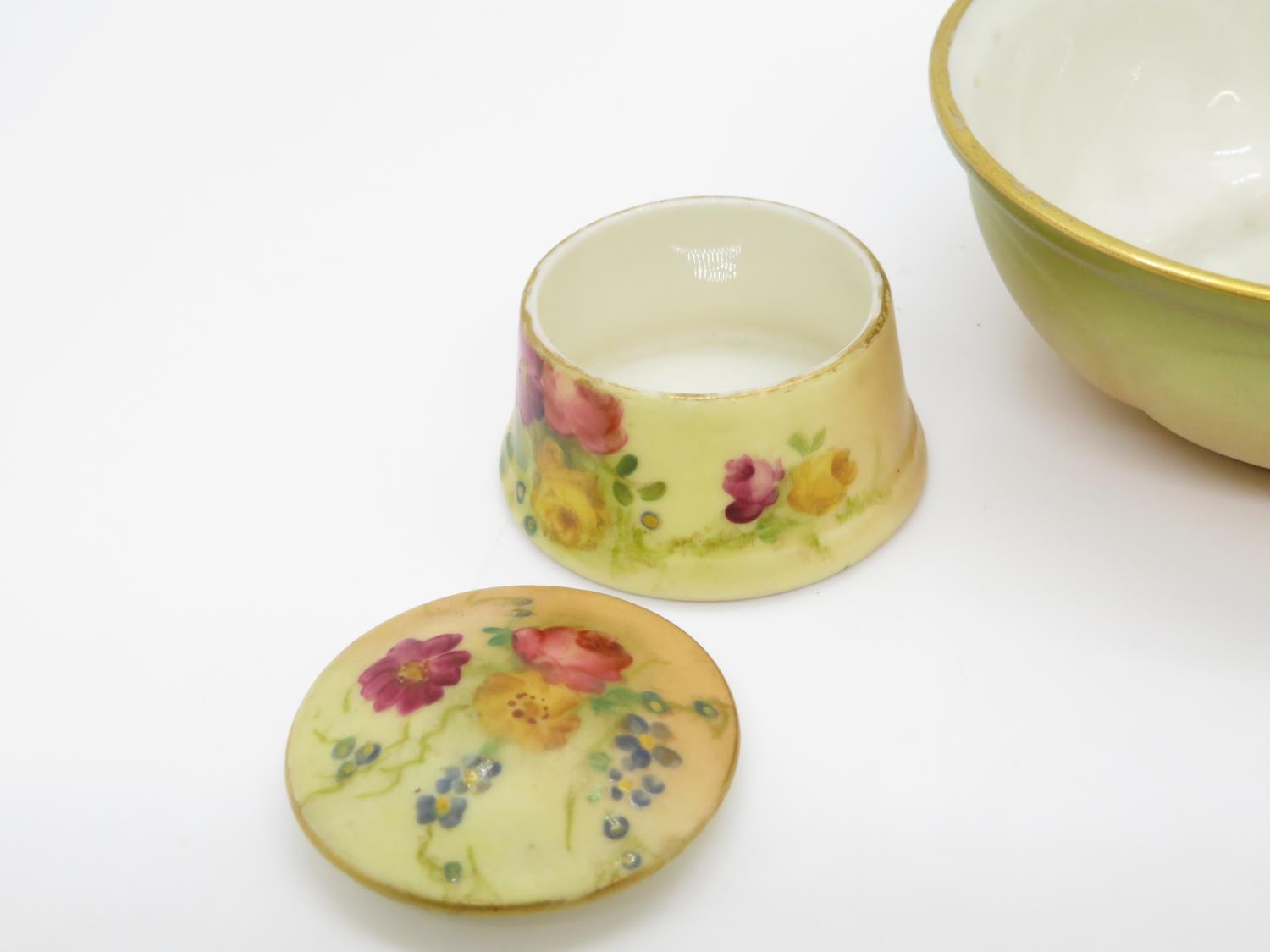 Royal Worcester G89 pattern bowl 3.5" dia. along with miniature Royal Worcester pot 1" high with lid - Image 3 of 5