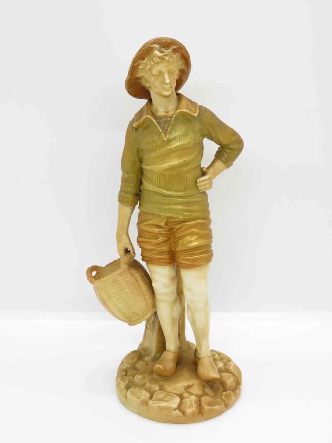 Royal Worcester figurine model 1202 clogged fisherman 8.5" high