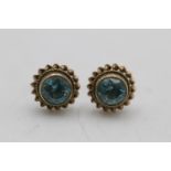 9ct gold zircon stud earrings (1.9g)