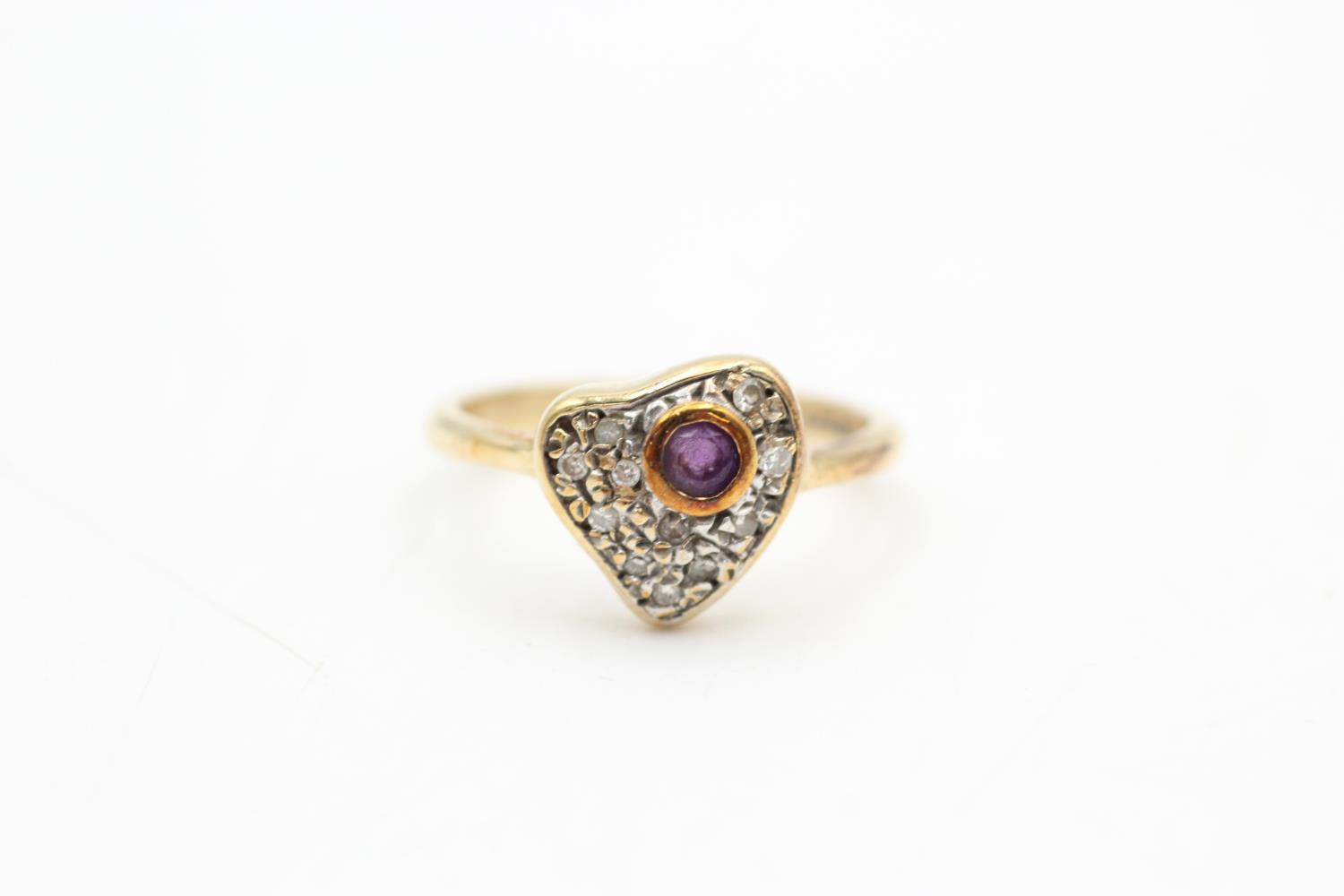 9ct gold vintage amethyst & diamond dress ring (2.9g) Size L