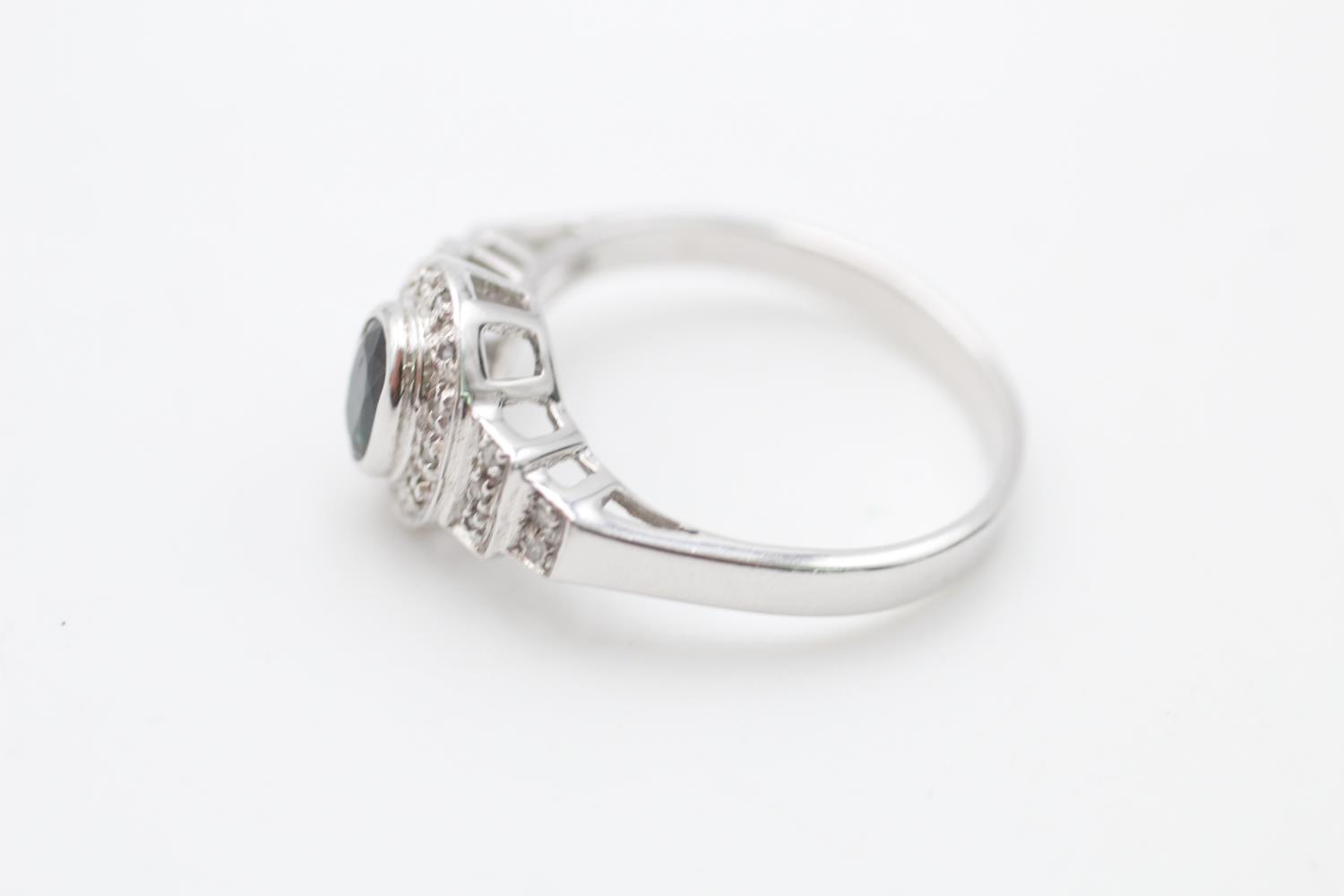 9ct white gols sapphire & diamond halo ring (3.3g) Size R - Image 2 of 5