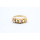 18ct gold antique pearl five stone dress ring - Hallmarked Chester (3.7g) Size M