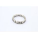 9ct white gold clear gemstone eternity ring (3g) Size K