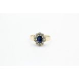 9ct gold vintage sapphire & diamond halo ring (3g) Size P