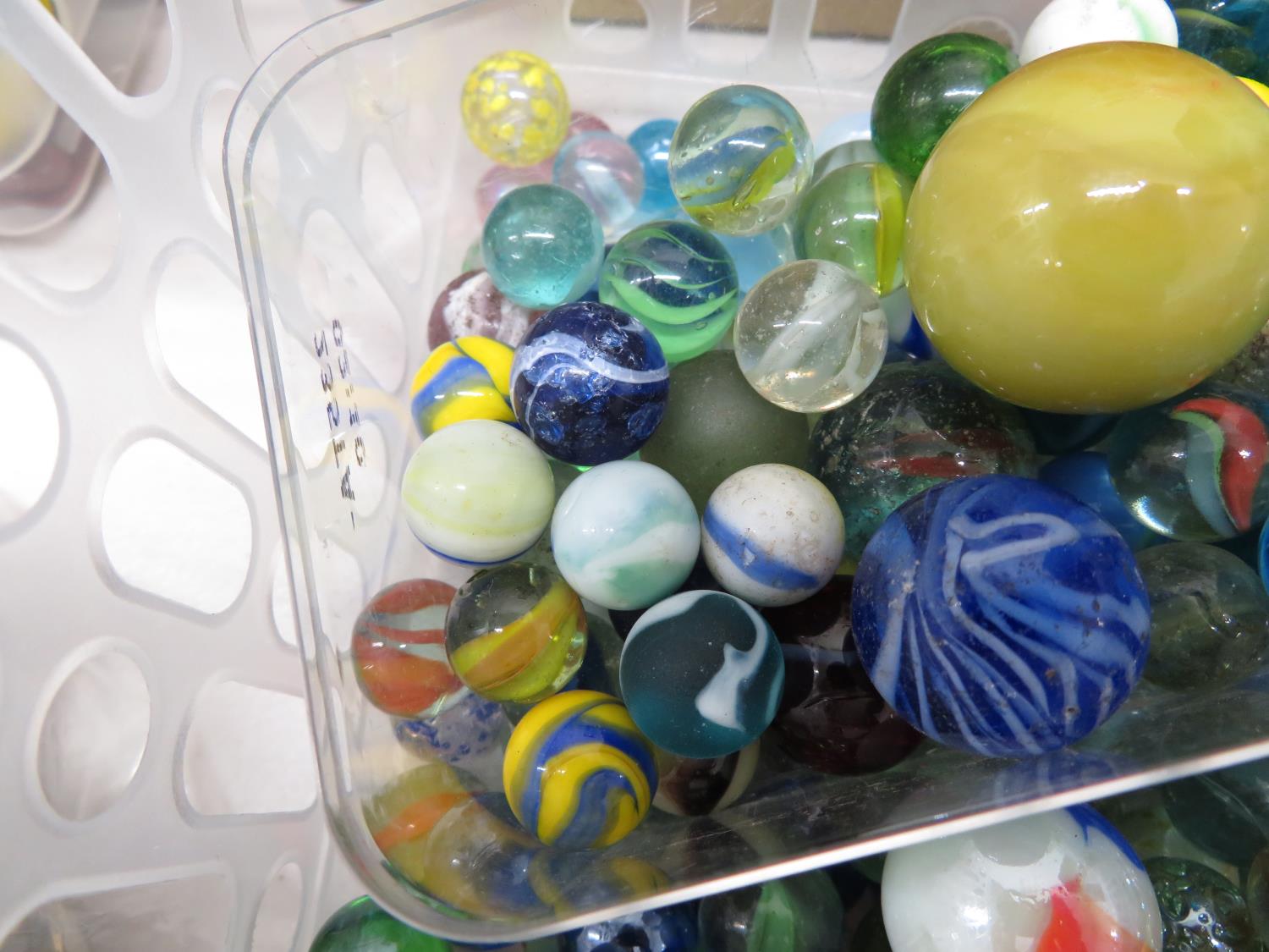 Large collection of marbles - Image 3 of 3