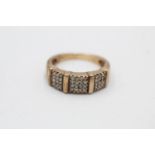 9ct gold diamond three sections pave setting ring (3.3g)