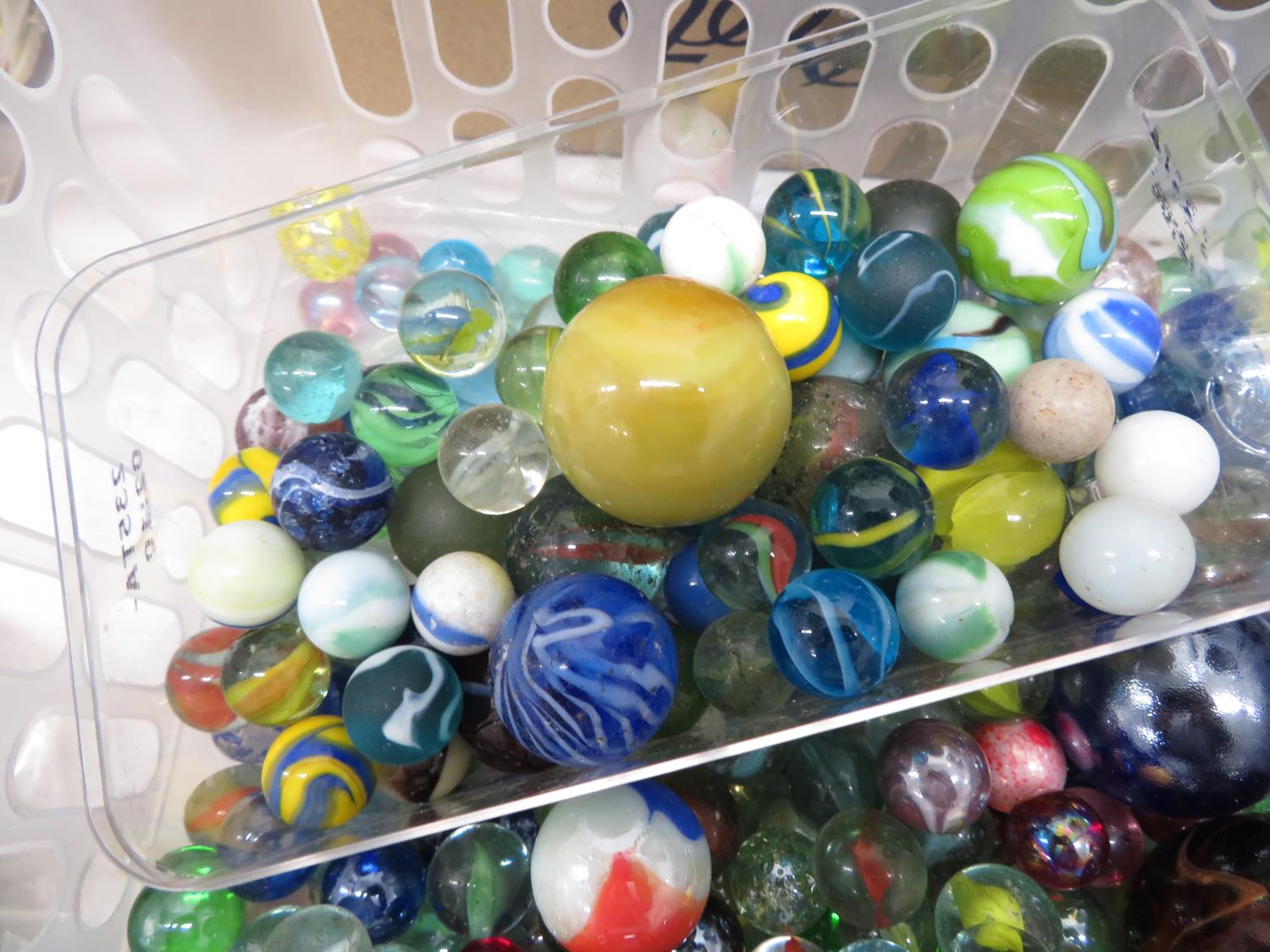 Large collection of marbles - Image 2 of 3