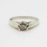 9ct gold ring .2ct diamonds size P 2.7g