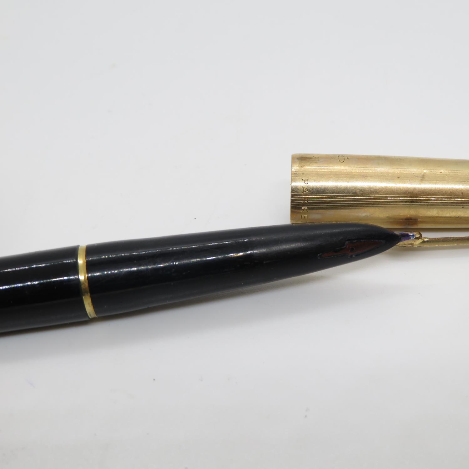 Parker 61 fountain pen slight damage (crack) to pen body otherwise good condition - Image 3 of 4